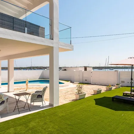 Vila Amarres By Escape Fornells (Menorca)