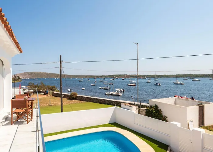 Amarres By Escape Vila Fornells (Menorca)