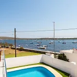 Amarres By Escape Vila Fornells (Menorca)
