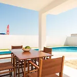 Amarres By Escape Vila